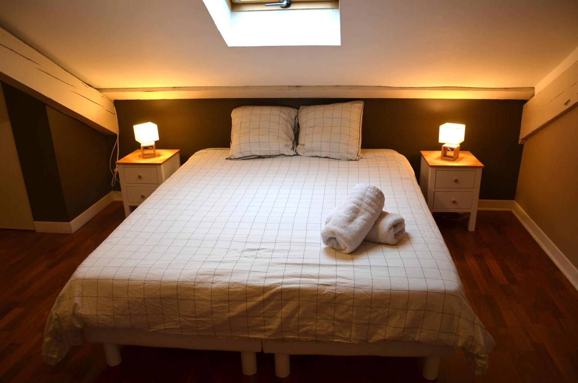 Le Cocon Troyen - 6-8P - 2 Parking Gratuits Apartment Troyes Luaran gambar