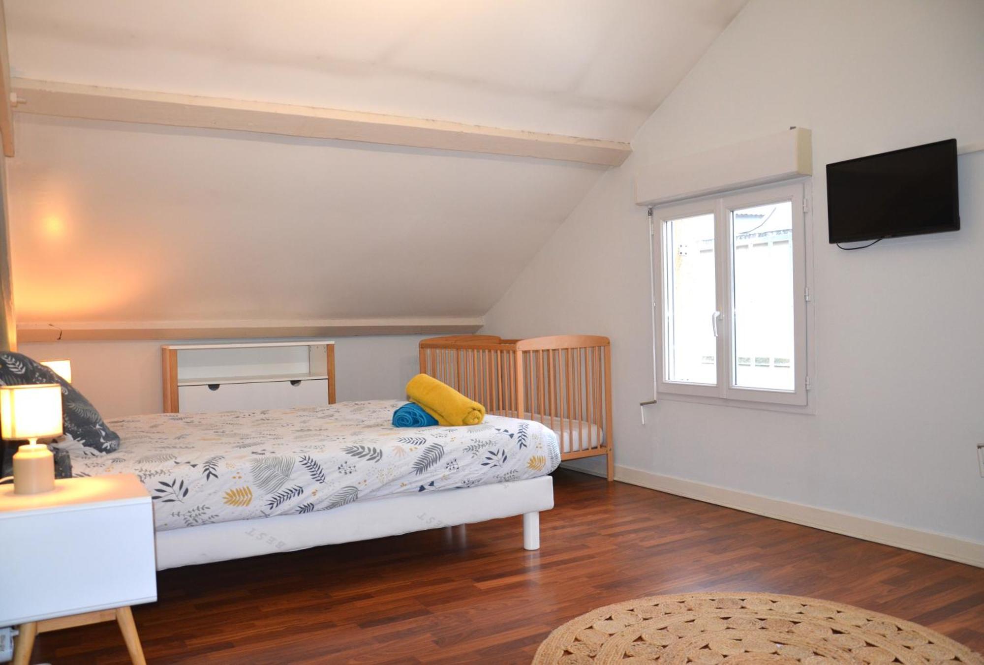 Le Cocon Troyen - 6-8P - 2 Parking Gratuits Apartment Troyes Luaran gambar